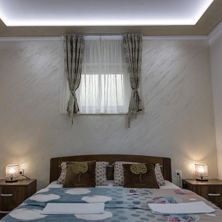 Apartmani Hm 特雷比涅 外观 照片