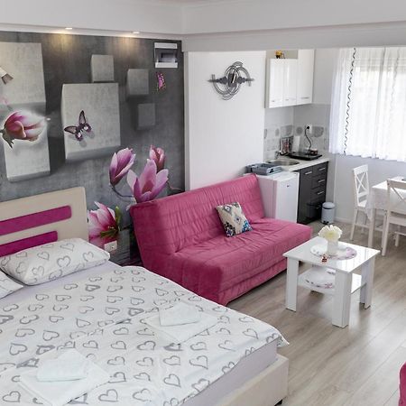 Apartmani Hm 特雷比涅 外观 照片