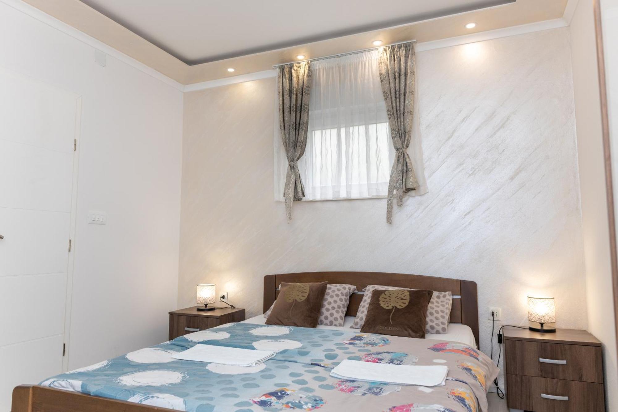 Apartmani Hm 特雷比涅 外观 照片