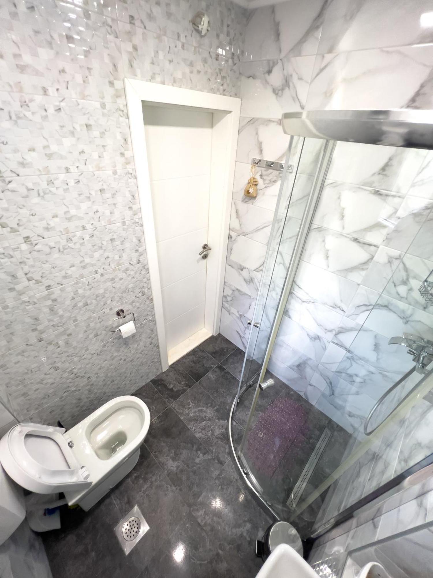 Apartmani Hm 特雷比涅 外观 照片