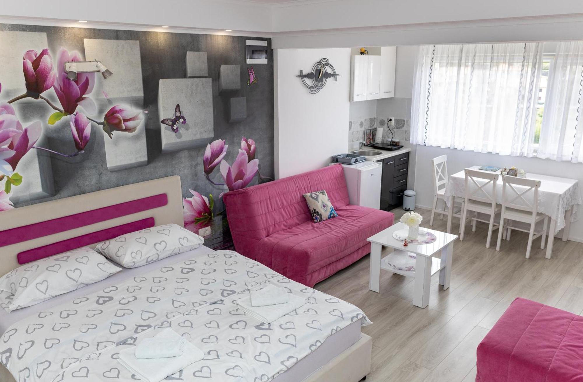 Apartmani Hm 特雷比涅 外观 照片