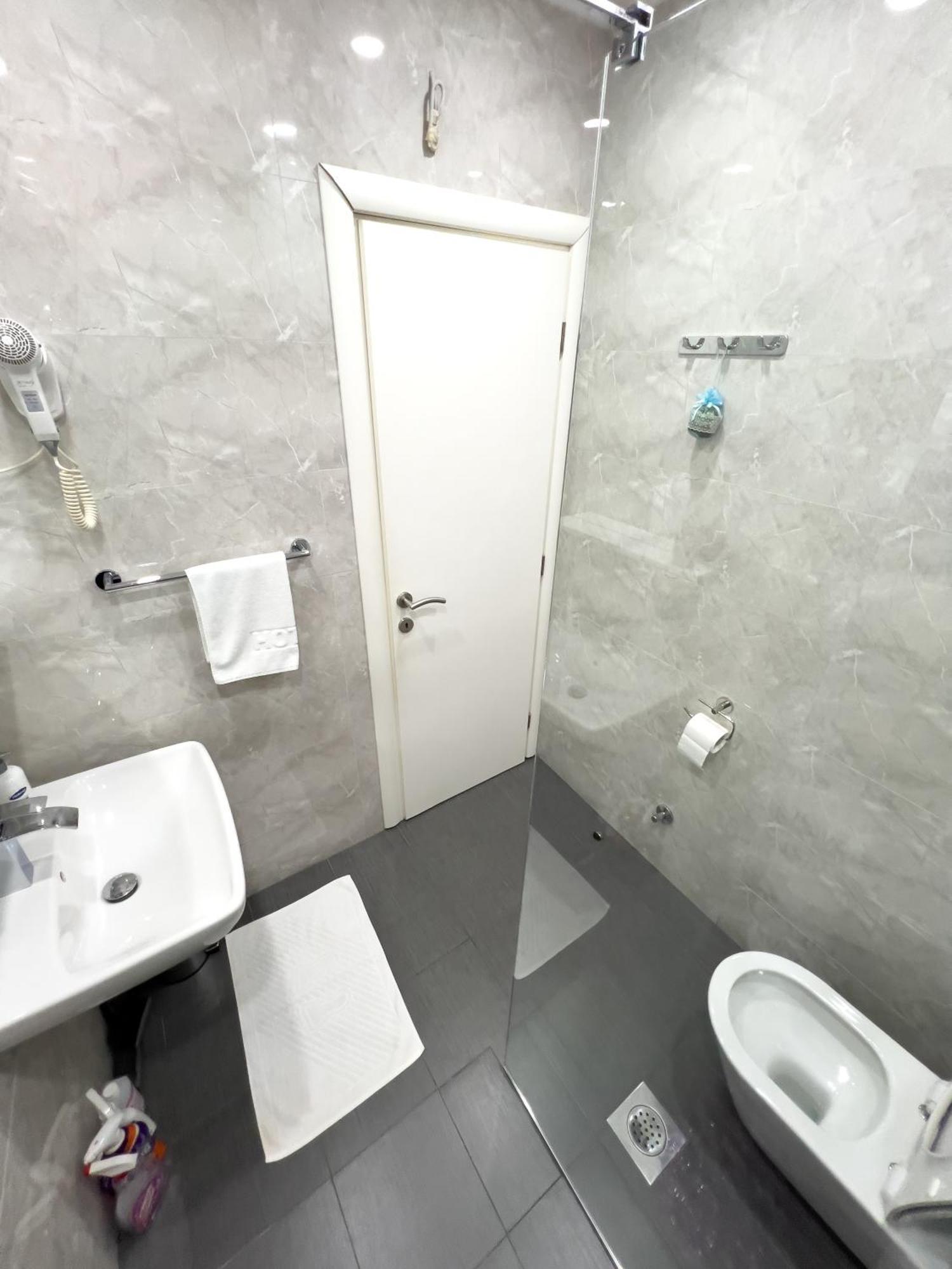 Apartmani Hm 特雷比涅 外观 照片